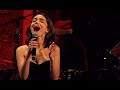 Rachel Zegler Amy Grant Grown Up Christmas List 2022 LIVE PERFORMANCE Subtitulado En Español