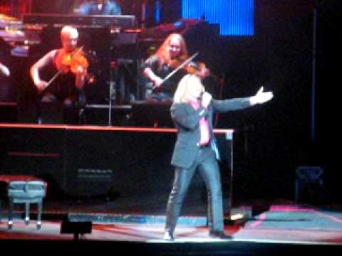Yanni Voices In Albany, Desire (Ender Thomas) 1