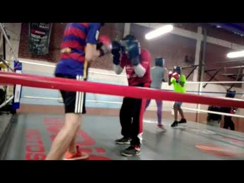 !¡Guanteo de Jairo arancibia Gim Pablo Chacón 💪👊