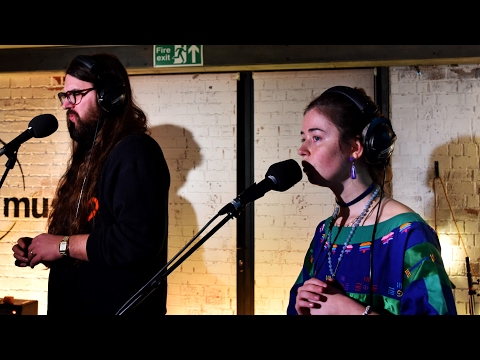 Matthew E White & Flo Morrissey - Grease (6 Music Live Room session)