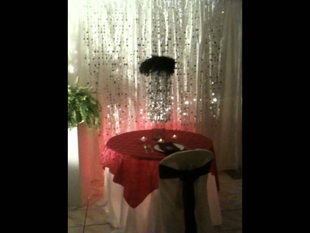 Vídeo relacionado con QUERICKY Decoraciones de Fiesta de Noche de Película para 20 Invitados, Incluye Platos de Papel, Servilletas, Mantel para Fiesta de Cumpleaños Noche de Cine Decoración de Alfombra Roja