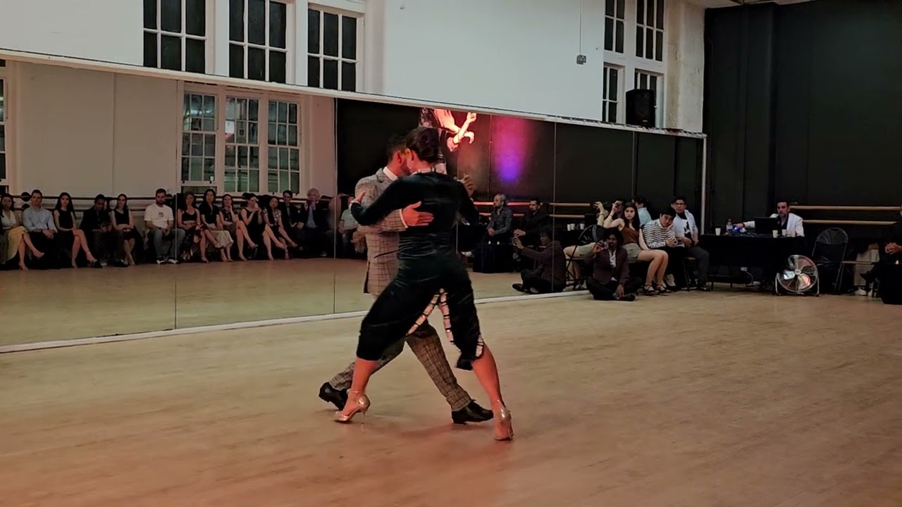 Juan Martin Carrara y Stefania Colina (1st Demonstration): 19 May 2023