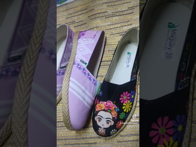 Vídeo relacionado con Desconocido Alpargatas Clásicas de Lona con Suela de Yute (Cosido a Mano) (Kaki, Numeric_43)