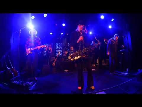 Livin Blues Xperience