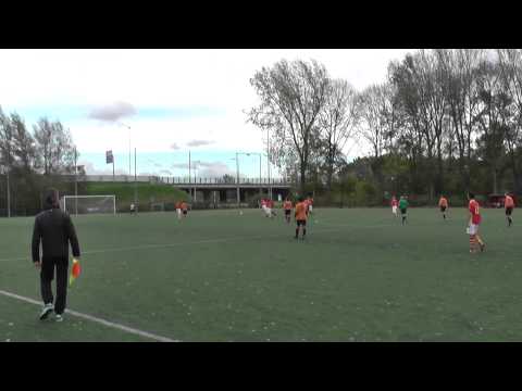 9 nov 2013 Sporting 70 B1 - VV De Meern B2 com 2-3 Penalty? & Goed uitkomen keeper Sporting