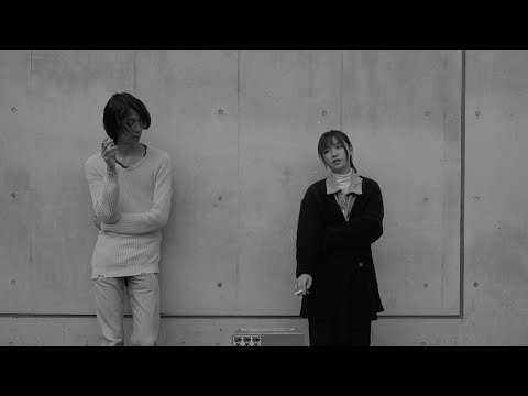 日本画学科 喫煙所にて