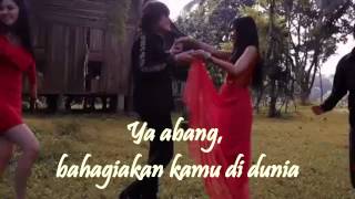 Download lagu Firman ft Alice Jangan Pikirin Abang ( lyrics by machocats) mp3 Download lagu Firman ft Alice Jangan Pikirin Abang ( lyrics by machocats) mp3