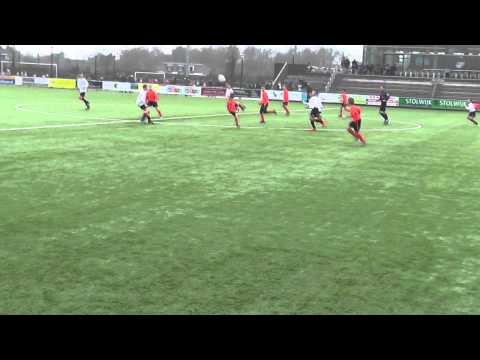15 nov 2014 VV De Meern D3  - Montfoort D1 beker 2-2 Doelpunt Montfoort