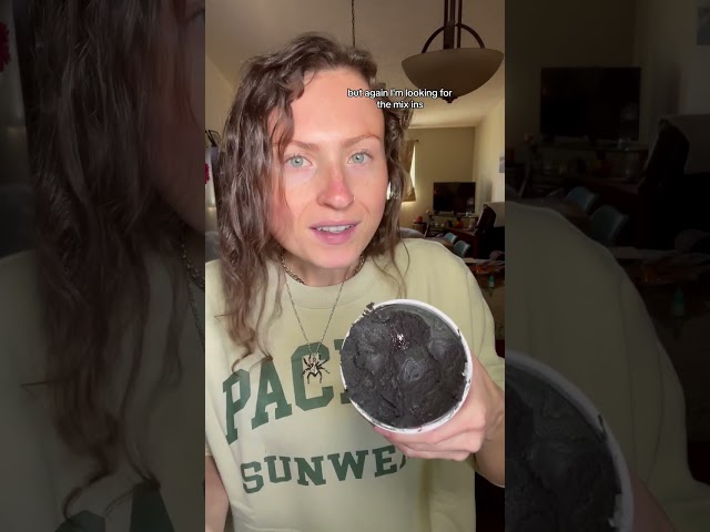 Vídeo relacionado con Stranger Things Scoops Ahoy Red Blue Heladería Sudadera con Capucha