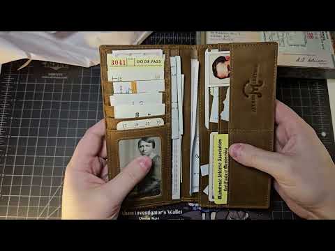 Unboxing The Arkham Investigator's Wallet Prop Set From HPLHS