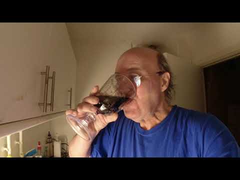 MongoTV_10412-NUSSER LIDT RUNDT MANDAG AFTEN OG SNAKKER INDEN GÅR I SENG OG SER STAR TREK PÅ NETFLIX