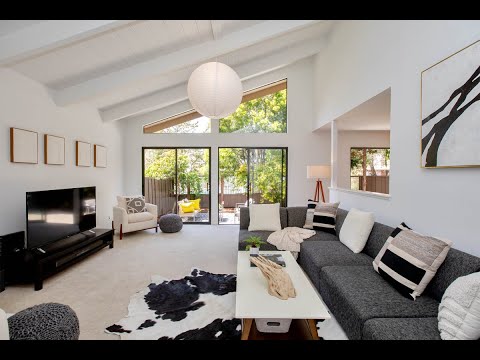 1227 Porta Ballena | Spacious Ballena Bay Isle Townhouse-Condo Near Marinas + Webster St Amenities