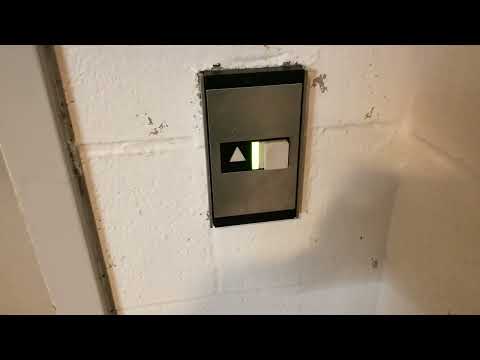 Final ride on 1988 Montgomery Vector Bottom Drive Traction Elevator @ Westlake Center, Seattle WA