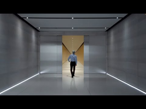 Craig Federighi Opens the Wrong Door at WWDC22