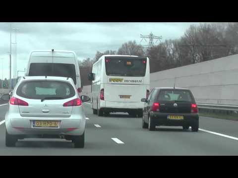 21 mrt 2015 DZC '68 B1 - VV De Meern B1 com 1-0 Bus met zwaaiende chauffeur (II)