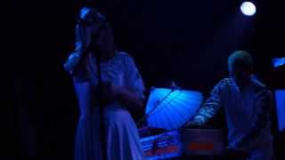 Austra - Forgive Me (live @ Botanique 2013)
