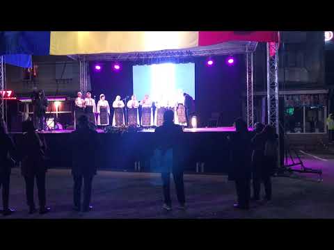 Ansamblul folcloric Bacitele - Urare