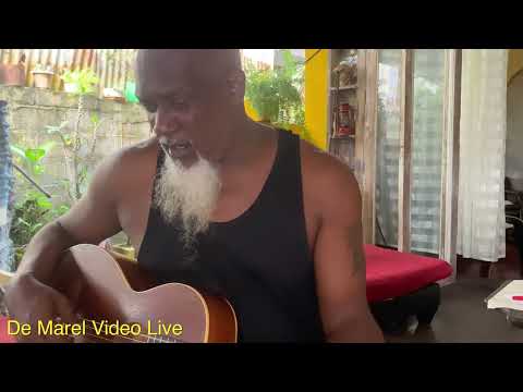 Denis Fricot a la maison. Ile Maurice