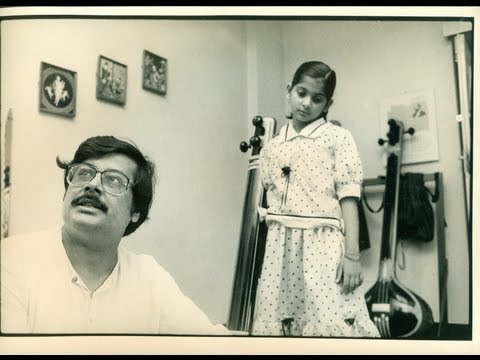 Little Kaushiki Learning From Guruji Clip