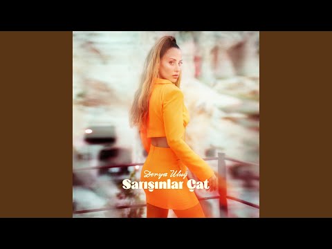 Esmerin Adı Oya (Sarışınlar Çat)