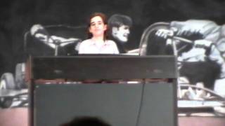 beatles showcase - can't buy me love &amp; paperback writer