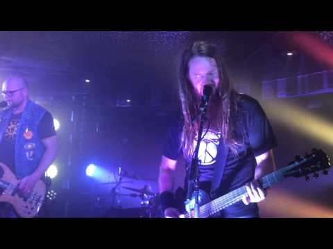 Kotiteollisuus Kiertotähti Live@Hopealyhty Hyvinkää 1.5.2015