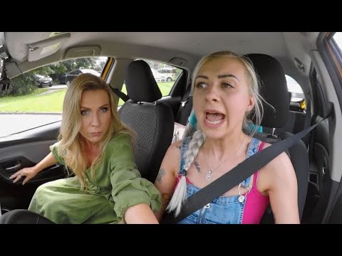 A student nearly ran over a cyclist! [Driving Lessons]