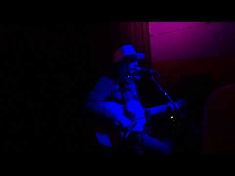 No Mans Land - King Tuff