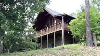 preview picture of video 'Spirit of the Valley Pigeon Forge Area Cabin with Swimming Pool Access - Cabins USA 2013'