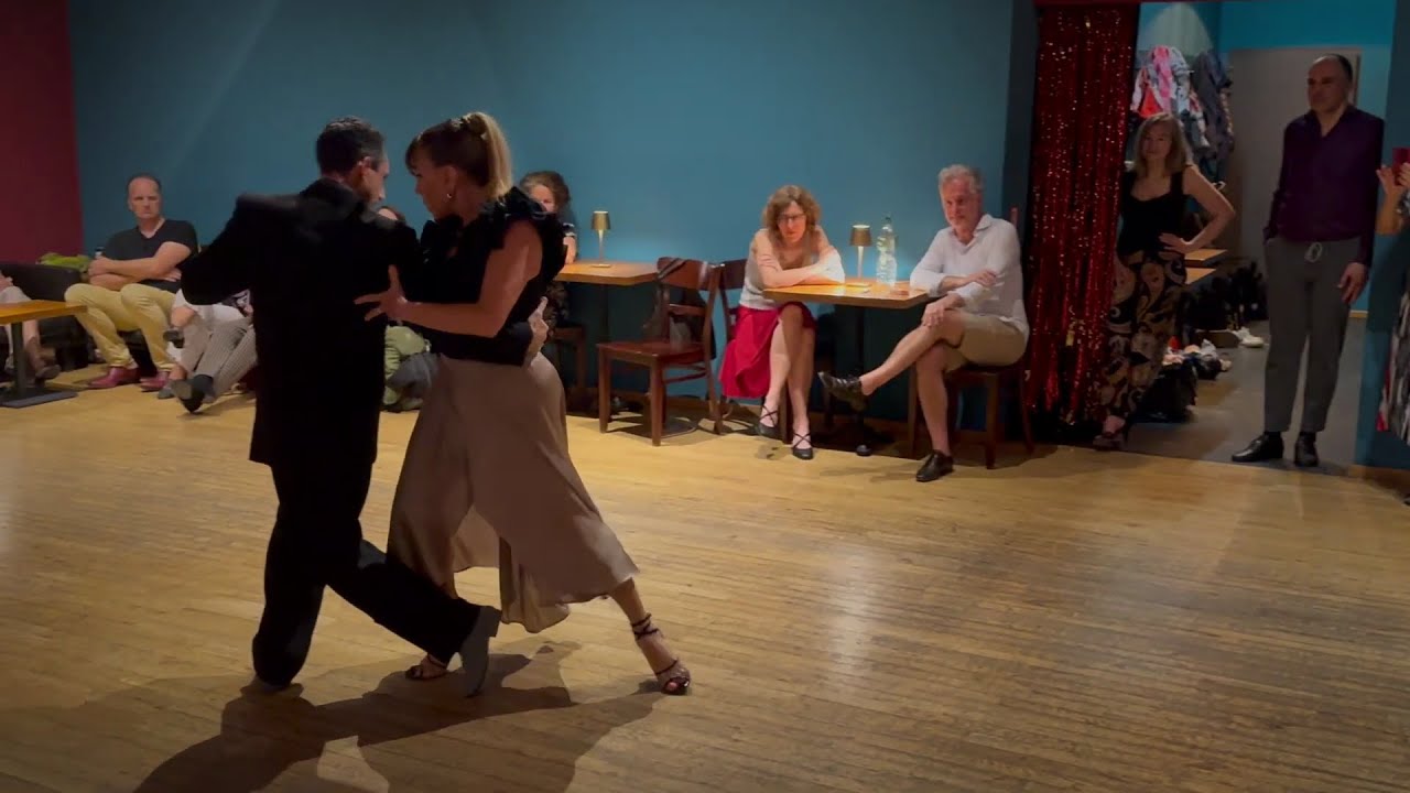 Video thumbnail for Performance Pablo Kliksberg and Martha Giorgi - 1/3 Gallo Ciego - Munich 07/2024