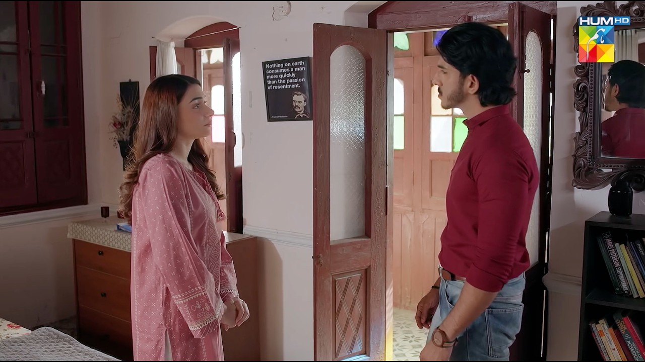 Tum Designer Dress Kyun Nahi Pehanty...! Musafat - HUMTV