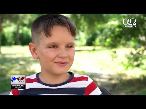 Un băiețel își schimbă întreaga familie