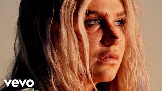 Musik-Video-Miniaturansicht zu Praying Songtext von Kesha