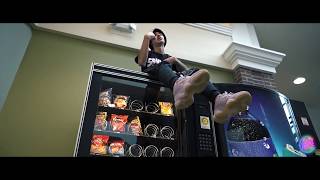 Larry Lobster Lyrics English Translation