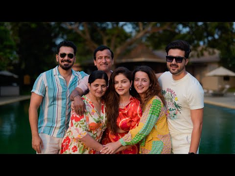Family Vacation Shuru || Beach Pe Ki Masti || Private Pool || Goa || Jyotika Dilaik