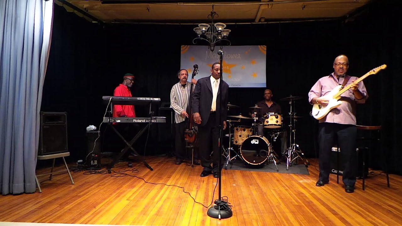 Promotional video thumbnail 2 for Roger Tucker & 3/4 Step