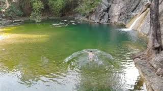 preview picture of video 'Air terjun Besin di Oelolok, Timor Tengah Utara'