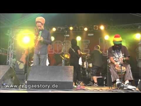 Addis Pablo & The Suns Of Dub - 1/2 - ... + ... - Reggae Jam 2015