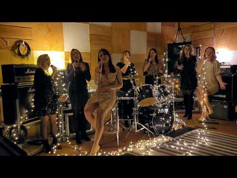 EMEJSING - Have Yourself A Merry Little Christmas (live cover)