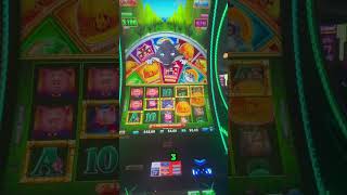 $4 Bet! Big Win? #shorts #viral#casino#gambling #jackpot #ytshorts#newytshorts#slots#bigwin#huffpuff