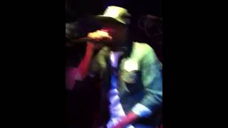 So Weak love King Los Providence