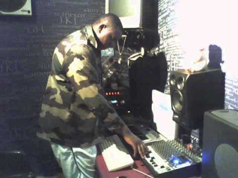 7--PACK INSTRU BLACK PROD OUTRO