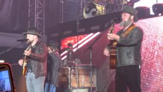 I Play The Road - Zac Brown Band 4/17/2016