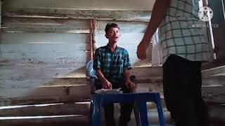 Download lagu trisuaka berbeza kasta mp3