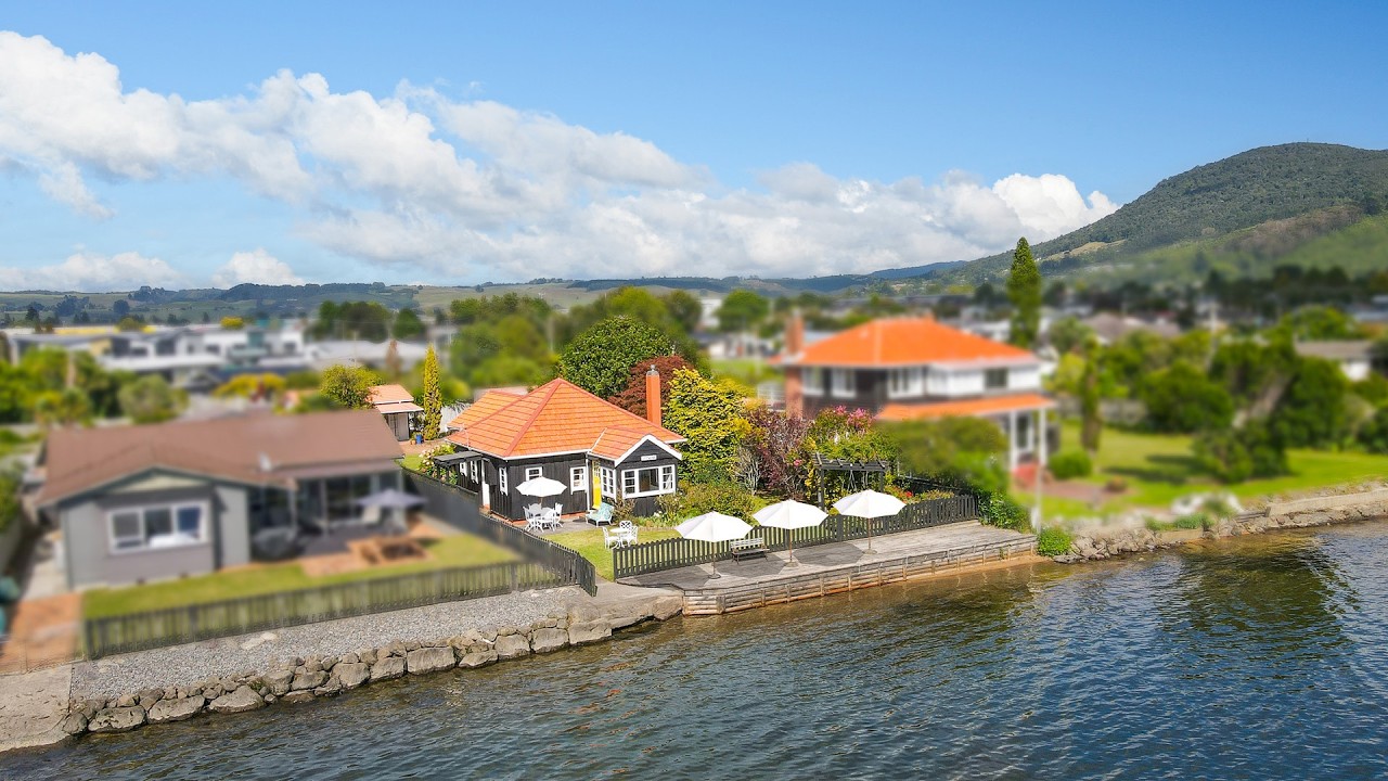 Utowana – A Rare Waterfront Legacy on Lake Rotorua