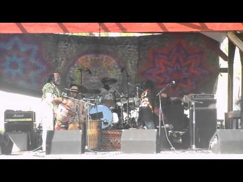 Leon Mobley & Da Lion @ Topanga Earth Day Festival Topanga CA 4-23-11