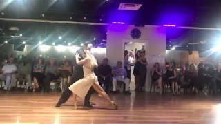 Analía Centurión y Jeremías Fors bailando La Mariposa en la MILONGA LAS PEBETAS en MIAMI - FLORIDA