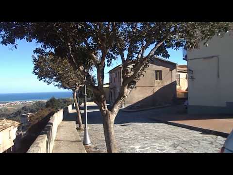 Isca Sullo Ionio (CZ) - Piazza Municipio domina la Marina (2019)