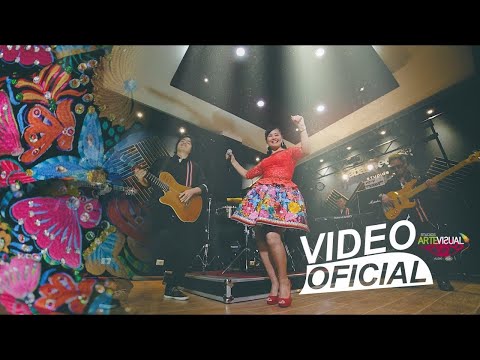 Marleny Salvatierra - MIX HUAYNOS #GuitarraAndina  #RequintoPeruano