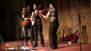 06 Leela Grace 2013-01-19 Ain&#39;t No Ash Will Burn